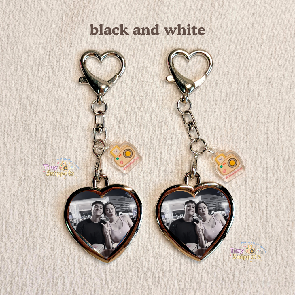 Custom Premium Metal Heart Laminated Photo Keychain