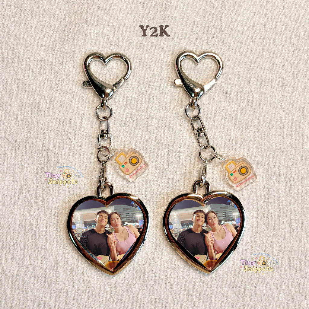 Custom Premium Metal Heart Laminated Photo Keychain